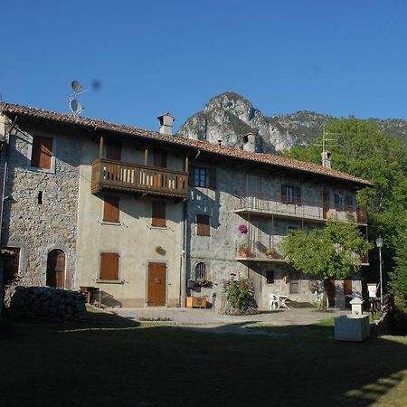 Bed & Breakfast Castello Regina Brembilla Exterior foto